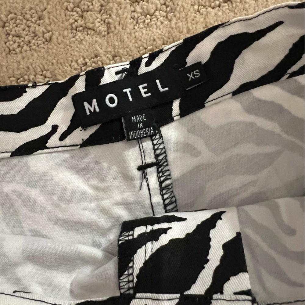 Motel Rocks Pants - Picture 4 of 6
